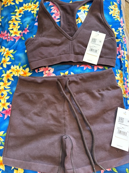 Vuori Other - New with Tags- Vuori Racerback Bra & Drawstring Shorts Set in French Roast
